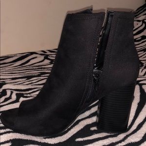 Black peep toe chunky heel booties